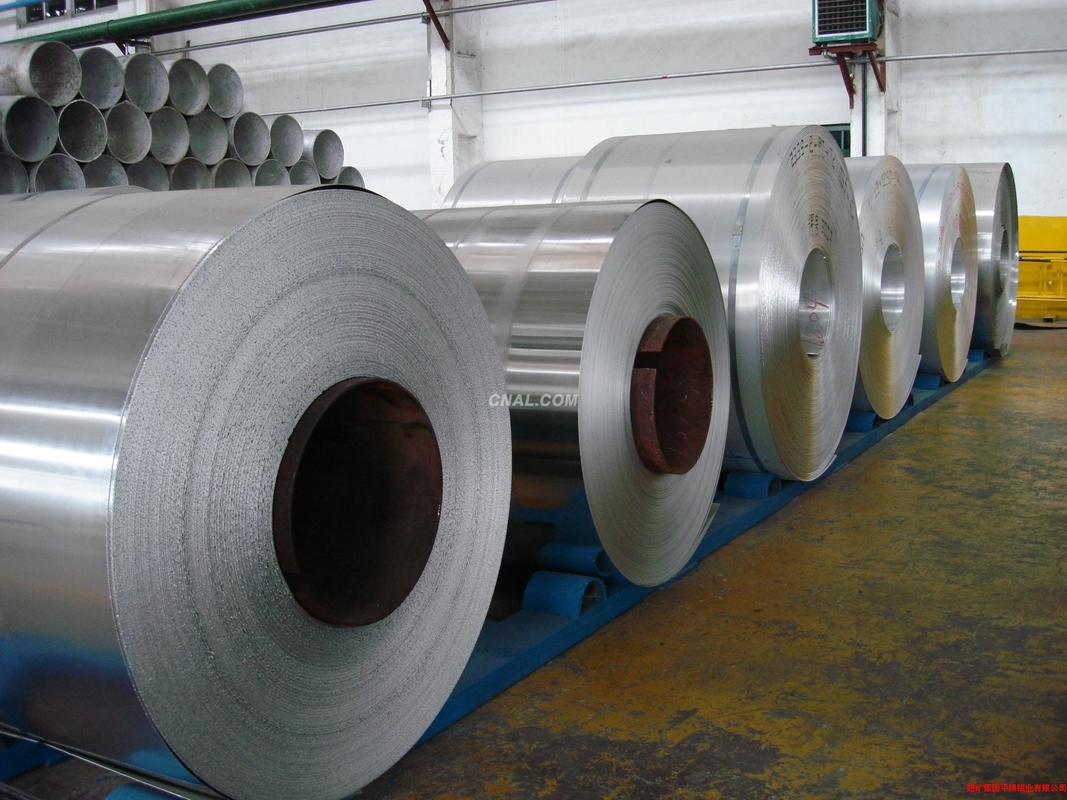 Leicht zu reinigen und zu pflegen vorgefärbte Aluminiumspulen für Gebäudefassaden und Wände mit geringer Wartung