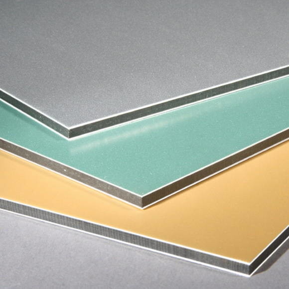 Hochglänzende Aluminium-Verbundplatte schützt Ihre Oberfläche mit Nano-PVDF-Beschichtung und selbstreinigender Farbe