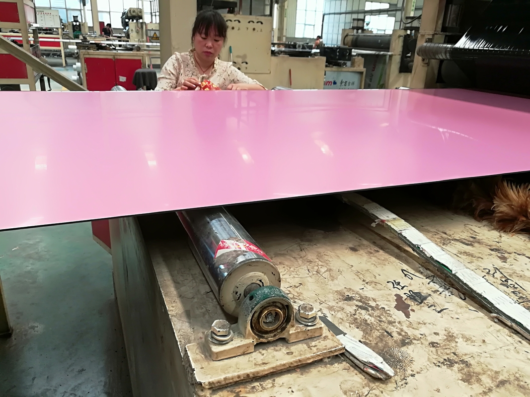 Aluminium-Verbundplatten für die Außen- und Innenarchitektur Leichtgewicht und Vielseitigkeit
