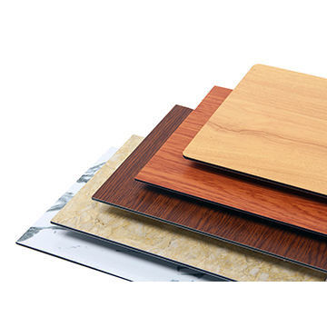 Sichere Verpackung: Holz-Aluminium-Verbundplatte 4 mm, PVDF-Beschichtung, Schalldämmung für Flughafen-Wandpaneele der Güteklasse Alucobond