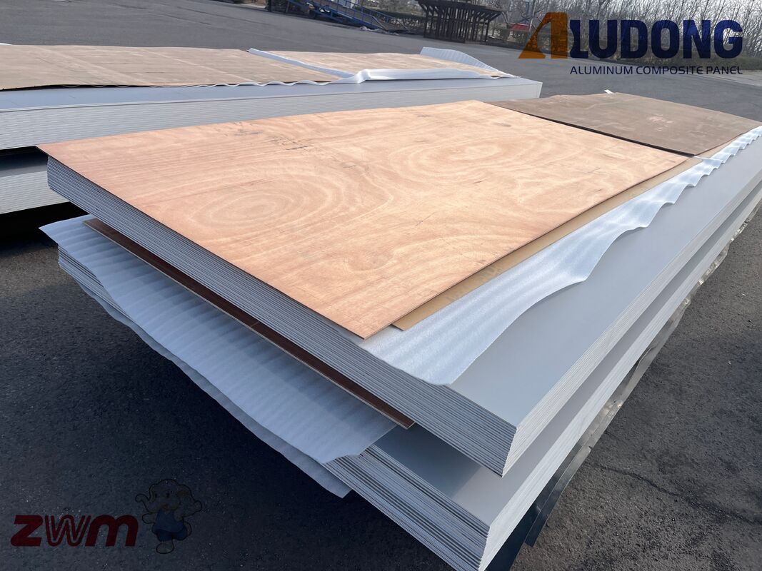 4*0,40mm FR B1 Brandschutz Aluminium-Verbundplatten für Einkaufszentren, Hotels, Bahnhöfe usw.