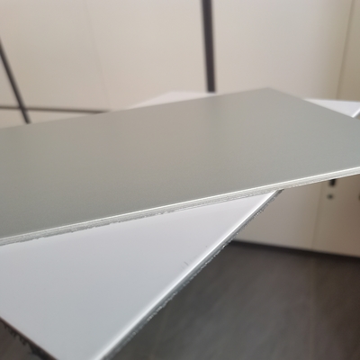 zusammengesetzte Aluminiumplatte 1220mm 4x0.3mm ACPs PVDF für Dekoration im Freien