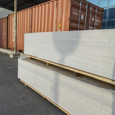 Wasserdichte Alucbond-Flexible Feuerdichte Aluminium-Verbundplatte für Vorhangwand-Riegel Innenunterkunft