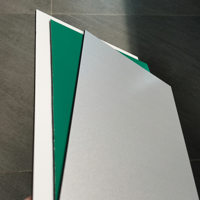 ACP-PET zusammengesetzte Aluminiumplatte 1220mm für Umhüllungs-Blatt-Zwischenwand-Dekoration